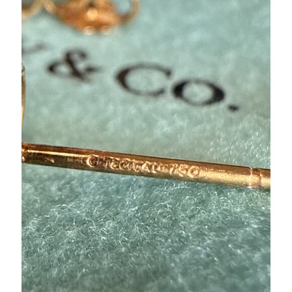 Tiffany & Co. 18k Yellow Gold Sparkling Citrine Flower Beaded Stud Earrings - Picture 4 of 16